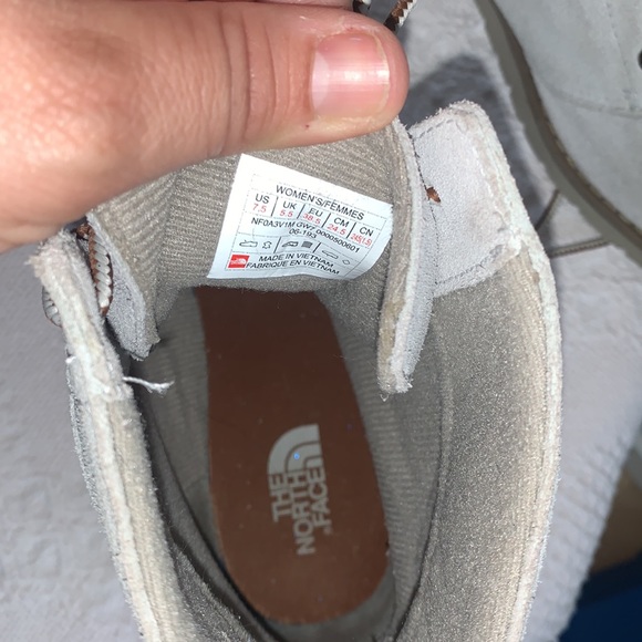 The north face boots - Picture 8 of 10
